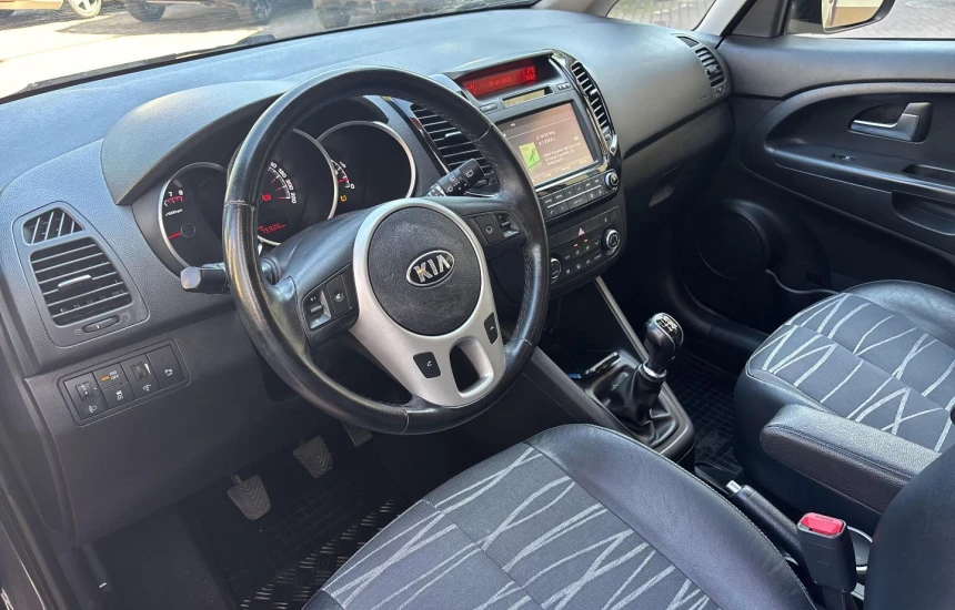 Kia venga Rezerwacja/ 1.6 6MT Business Line