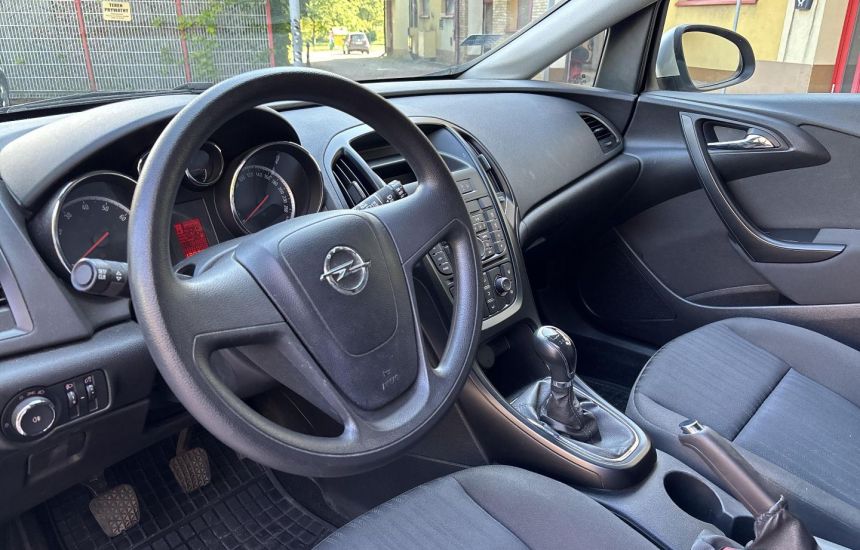 Opel Astra 1.6 Essentia