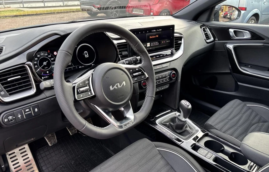 Kia Ceed GT -LINE+AEB 1,5T-GDI 6MT MY25/ Rezerwacja