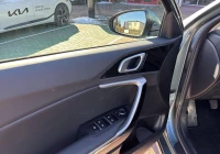 Kia Ceed SW 1,5T-GDI 6MT MY25 TRIBUTE