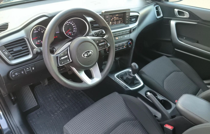 Kia Ceed Rezerwacja/ 1,4DOHC 6MT S