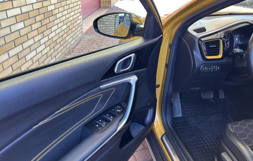 Kia XCeed 1,4T-GDI 7DCT L+BL1+CP1