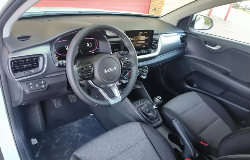 Kia Stonic 1.2 5MT M+SMT