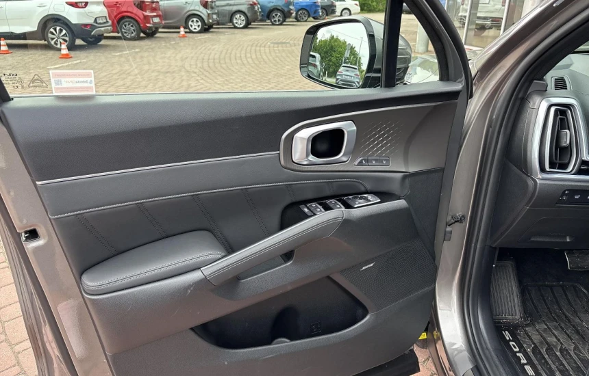 Kia Sorento 1.6T HEV MY25 6AT 4WD 7S PRESTIGE LINE+MIR+PNS AWD 215KM!!