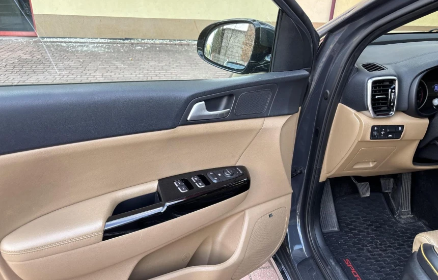 Kia Sportage  1,6T-GDI 6MT 2WD FL L+BL2