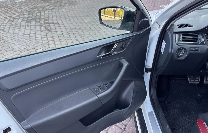 Skoda Rapid 1.4TSI Monte Carlo DSG