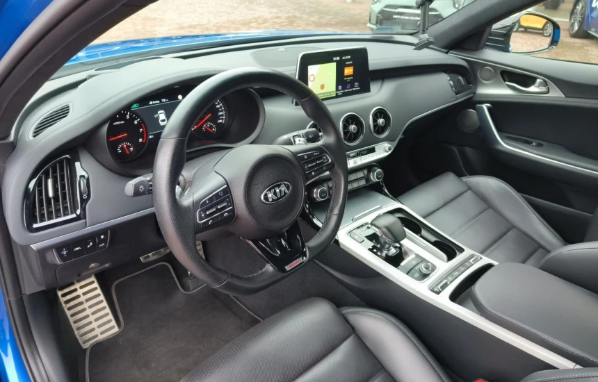 Kia Stinger Rezerwacja 