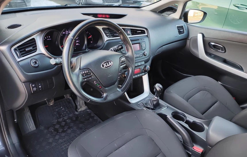 Kia Ceed 1.4 M + DFA