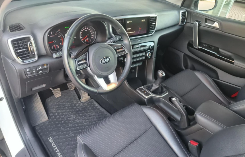 Kia Sportage 1,6 GDI 6MT 2WD BLACK EDITION