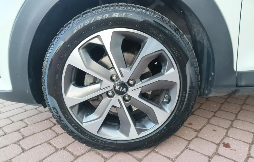 Kia Stonic 1.0T 6MT L