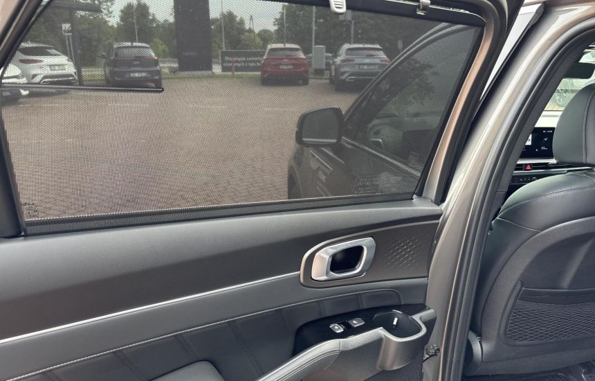 Kia Sorento 1.6T HEV MY25 6AT 4WD 7S PRESTIGE LINE+MIR+PNS AWD 215KM!!