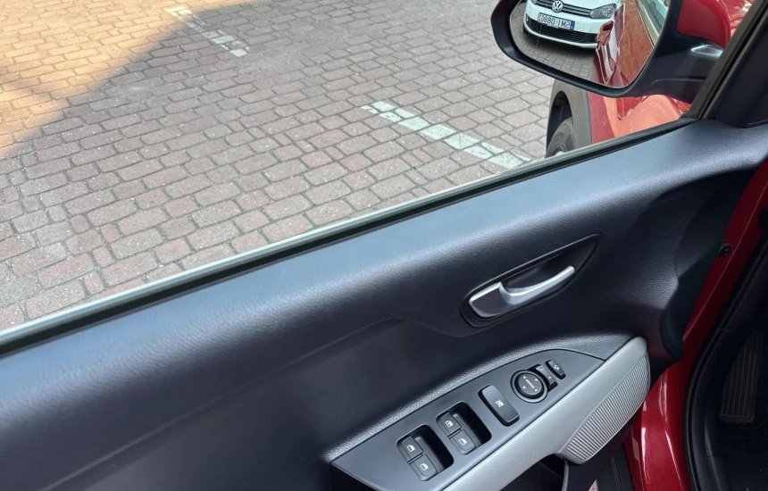 Kia Stonic 1.4MPI 6AT L+STY