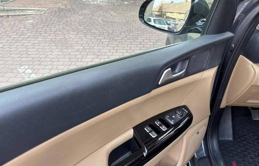 Kia Sportage  1,6T-GDI 6MT 2WD FL L+BL2