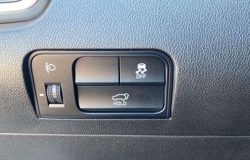 Kia Sorento Rezerwacja/   1.6T HEV 6AT 4WD 7S MY23 PRESTIGE LINE_NEW+PNS 230KM!!