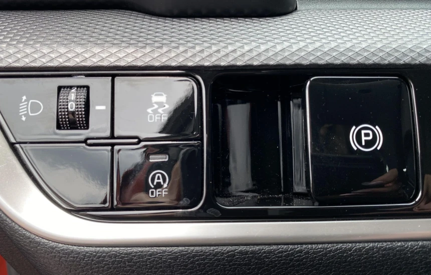 Kia Sportage 1,6T-GDI 6MT FWD M+SMT