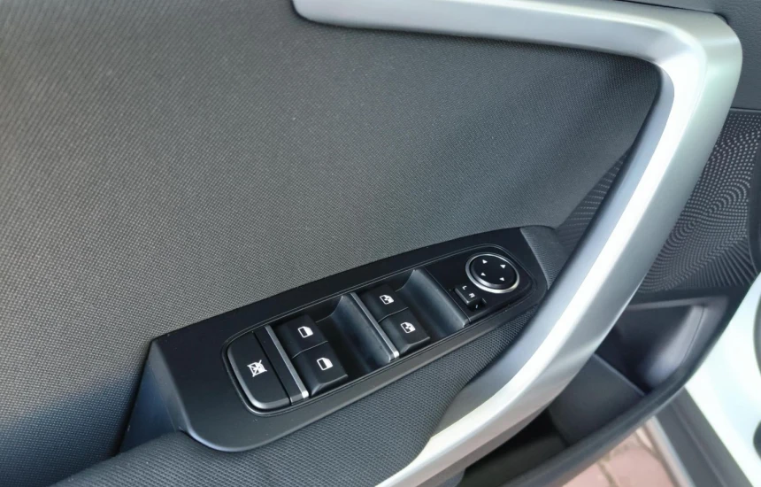 Kia XCeed 1,5T-GDI 7DCT MY23 M+SMT+A18