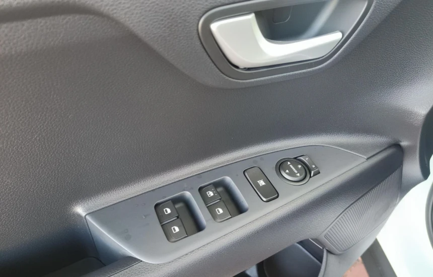 Kia Stonic 1.2 5MT M+SMT