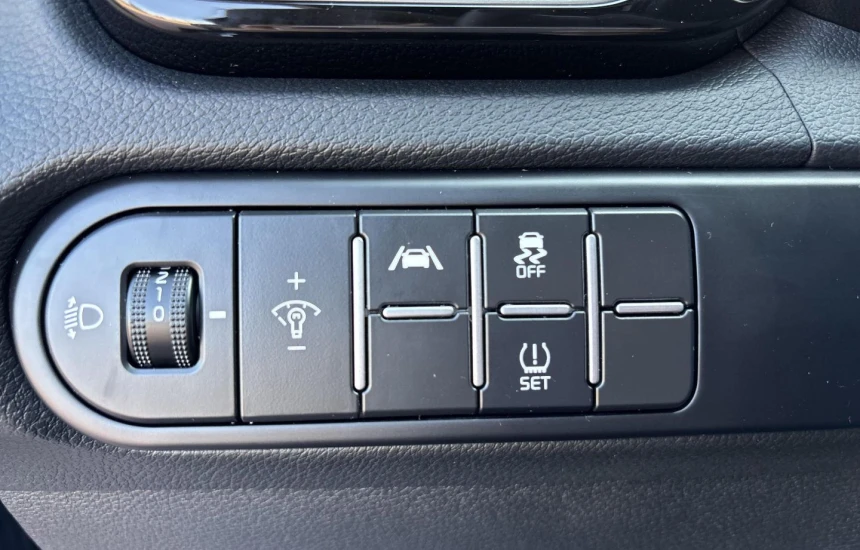 Kia Proceed 1,5T-GDI 6MT MY25 GT-LINE+TEC+AEB