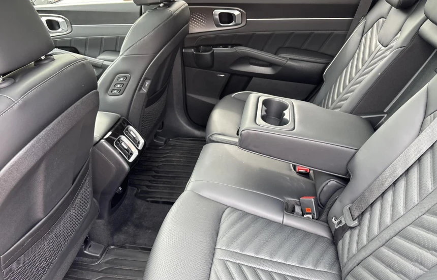 Kia Sorento 1.6T HEV MY25 6AT 4WD 7S PRESTIGE LINE+MIR+PNS AWD 215KM!!