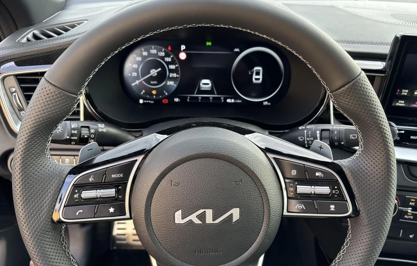 Kia Proceed 1,5T-GDI 7DCT MY25 GT-LINE+TEC+AEB+A18