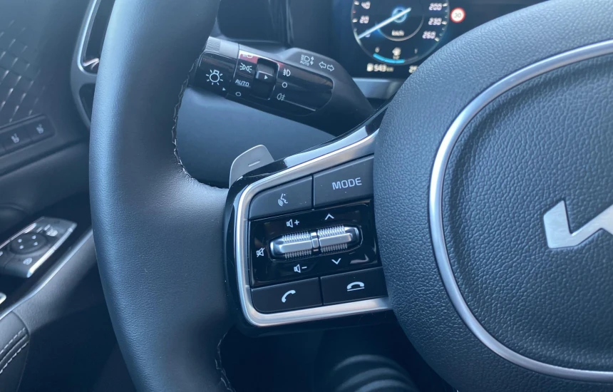 Kia Sorento Rezerwacja/   1.6T HEV 6AT 4WD 7S MY23 PRESTIGE LINE_NEW+PNS 230KM!!