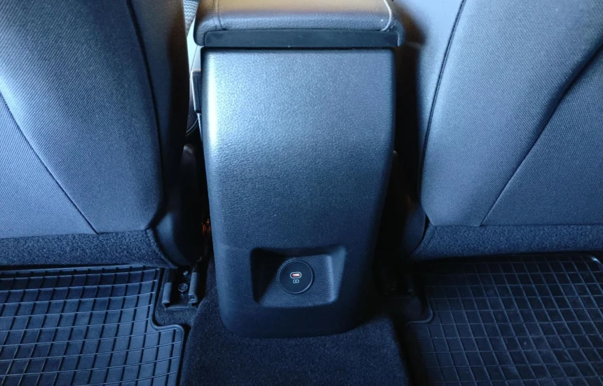 Kia XCeed 1,5T-GDI 7DCT MY23 M+SMT+A18