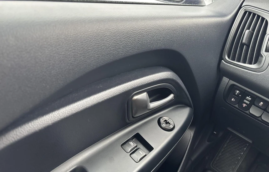 Kia Rio  1.2 DOHC 5MT M+ ACN