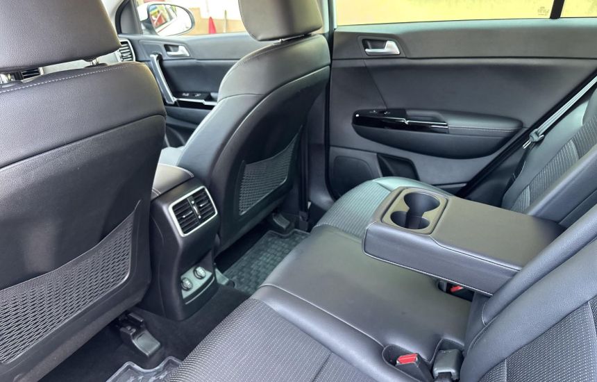 Kia Sportage 1,6 GDI 6MT 2WD BLACK EDITION