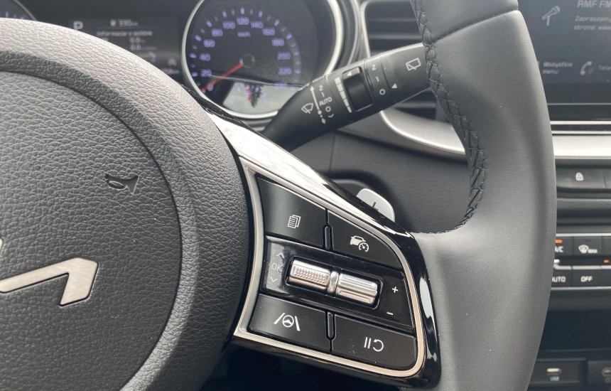 Kia XCeed Rezerwacja! / 1,5T-GDI 7DCT M+SMT