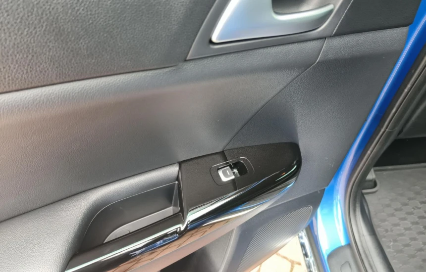 Kia Sportage 1,6T-GDI 6MT 2WD FL L+BL