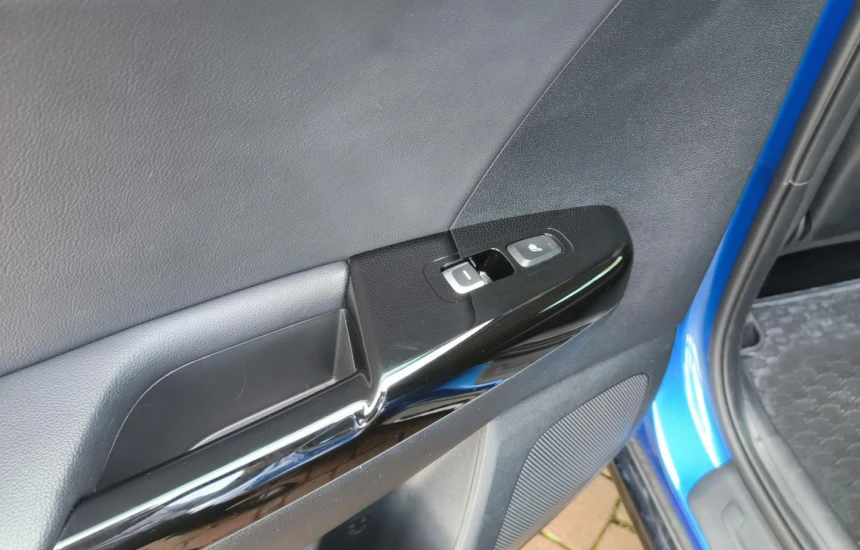 Kia Sportage 1,6 GDI 6MT 2WD BLACK EDITION