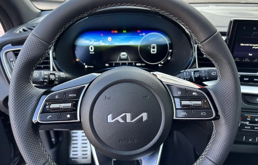 Kia Proceed 1,5T-GDI 6MT MY25 GT-LINE+TEC+AEB