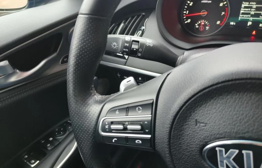 Kia Stinger Rezerwacja 