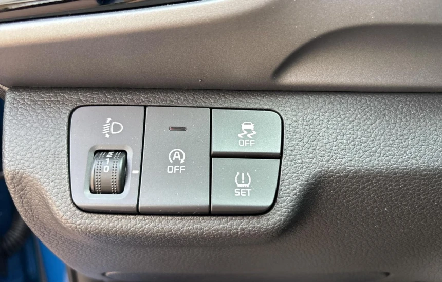 Kia Stonic  STONIC 1.2MPi 5MT MY25 L+BL