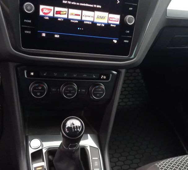 Volkswagen Tiguan  2.0 TDI Comfortline+ Pakiet Zimowy+ Reflektory LED+ Pakiet Premium