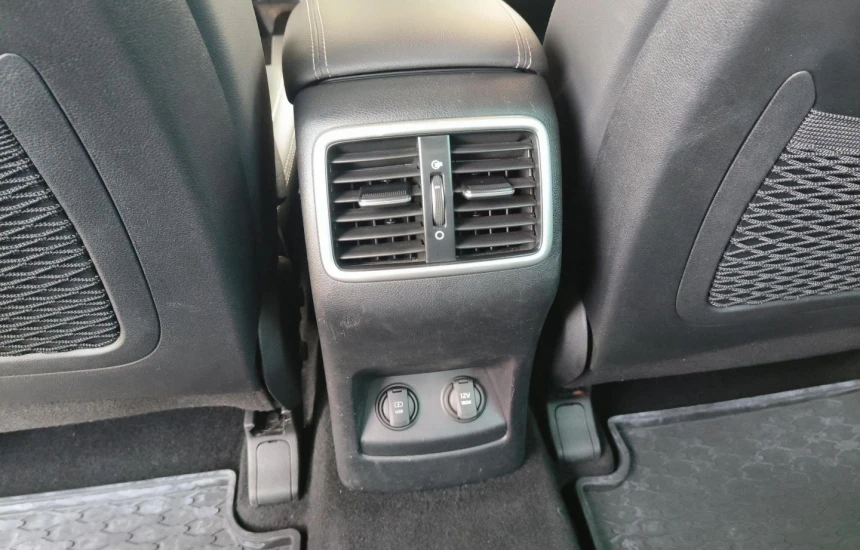 Kia Sportage 1,6 GDI 6MT 2WD BLACK EDITION