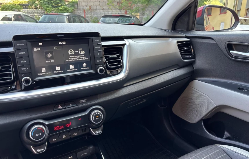 Kia Stonic 1.4MPI 6AT L+STY