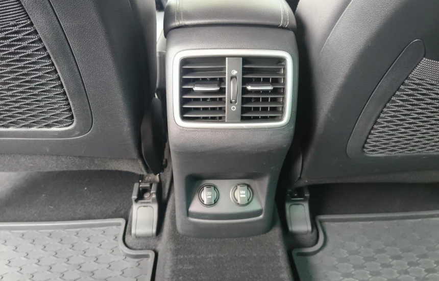 Kia Sportage 1,6T-GDI 6MT 2WD FL L+BL