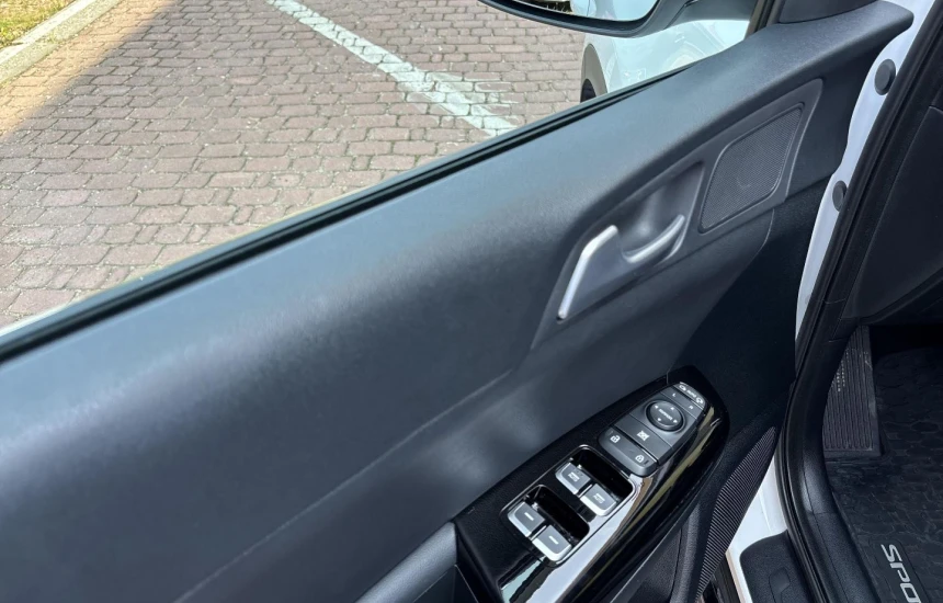 Kia Sportage 1,6 GDI 6MT 2WD BLACK EDITION