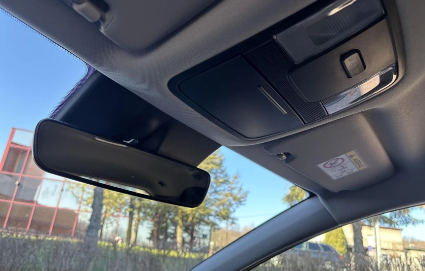 Kia Ceed SW 1,5T-GDI 6MT MY25 TRIBUTE