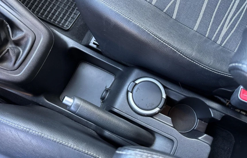 Kia venga Rezerwacja/ 1.6 6MT Business Line