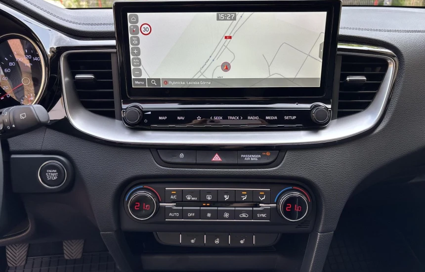 Kia Ceed 1,5T-GDI 6MT MY25 TRIBUTE