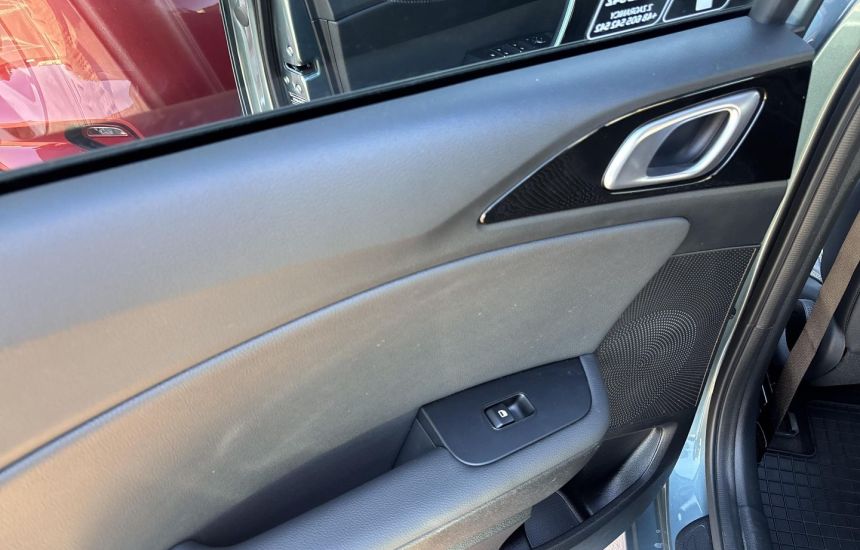 Kia Ceed SW 1,5T-GDI 6MT MY25 TRIBUTE