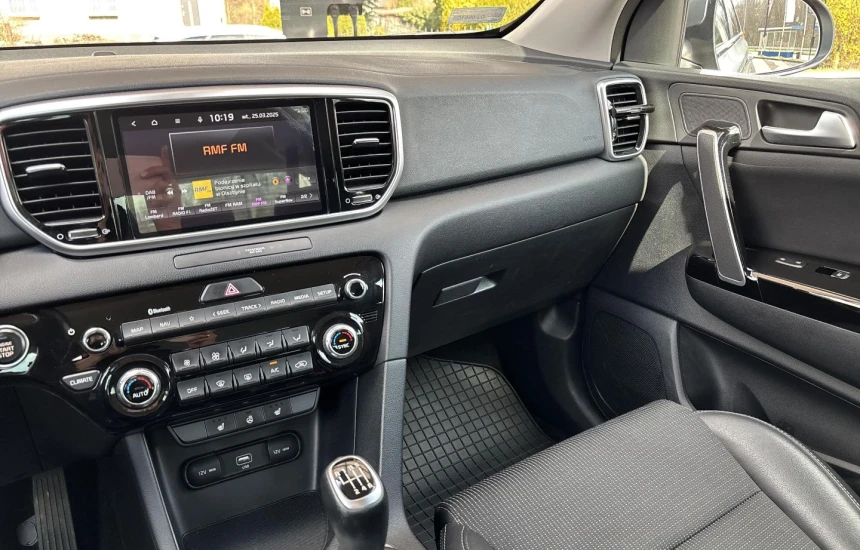 Kia Sportage 1,6 GDI 6MT 2WD BLACK EDITION