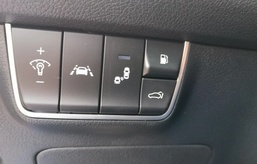 Kia Stinger Rezerwacja 