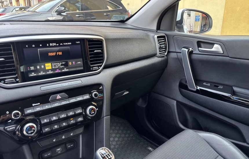 Kia Sportage 1,6 GDI 6MT 2WD BLACK EDITION