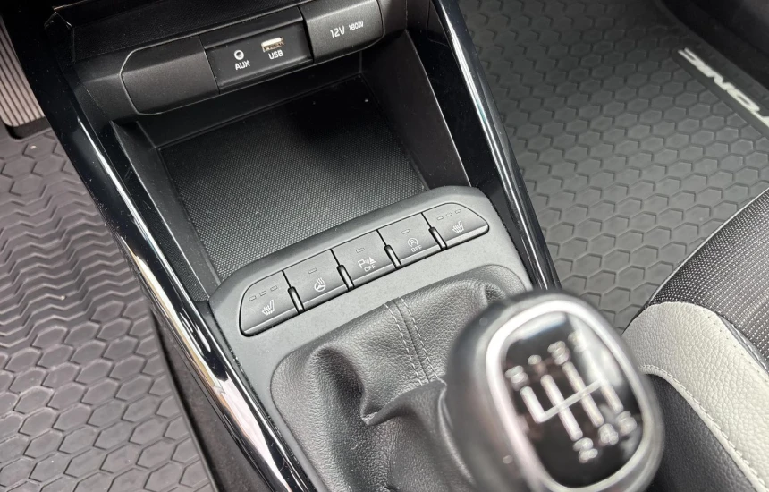 Kia Stonic  REZERWACJA!!/1.4MPI 6MT L+STY+2TR