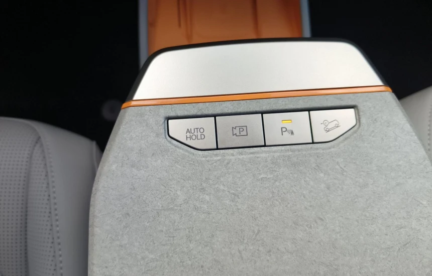 Kia EV3 81.4 KWH BUSINESS LINE+CP1+POMPA CIEPŁA LR