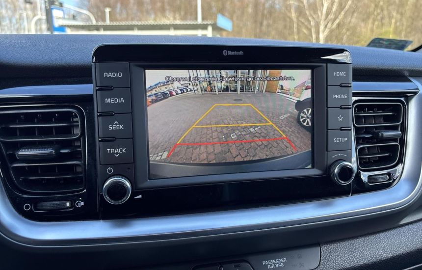 Kia Stonic 1.0T 6MT L