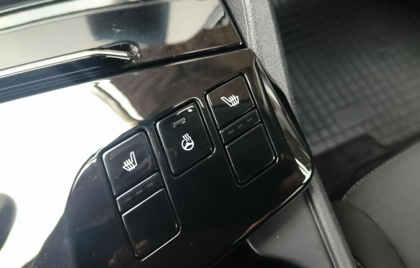 Kia Sportage 1,6T-GDI 7DCT MHEV  L